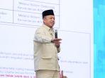 Nusron-Wahid-saat-menjadi-pembicara-kunci-dalam-Rapat.jpg