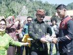 Pemkab-berikan-bonus-kepada-atlet-dayung-seagames-2022.jpg
