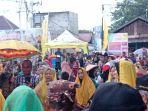 Ribuan-warga-memadati-lokasi-pembukaan-Festival-Tangga-Man.jpg