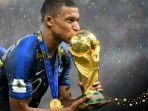 Trofi-Piala-Dunia-5422586.jpg