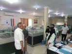 Wabup-Banggai-Furqanuddin-Masulili-melakukan-sidak-9-OPDd.jpg