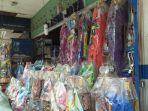 berbagai-jenis-bingkisan-parcel-yang-dijajakan-ud-asia-jaya.jpg