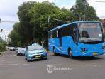 bus-transjakarta-melintas-di-jalan-imam-bonjol-jakarta-pusat-rabu-1342016.jpg