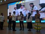 Bupati Erwin Burase dan Istri Resmi Jadi Ayah-Bunda Genre, Siap Cetak Generasi Berkualitas