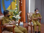 gubernur-sulawesi-tengah-rusdi-mastura-saat-menerima-kunjungan.jpg