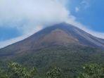 gunung-karangetang-di-kabupaten-kepualauan-sitaro.jpg