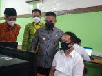 hadianto-rasyid-meninjau-langsung-pelaksanaan-ujian-p3k.jpg