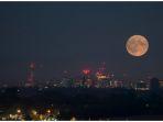 harvest-moon-di-langit-kota-birmingham-inggris-jumat-1392019.jpg