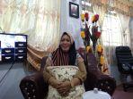 kepala-smp-negeri-1-palu-farida.jpg