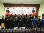 ketua-umum-ipsi-sulteng-bersama-pengurus-dalam-musprov.jpg