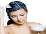 masker-lidah-buaya-dan-minyak-almond-baik-untuk-perawatan-rambut-kering-begini-cara-membuatnya.jpg