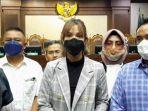 nia-ramadhani-dan-ardi-bakrie.jpg