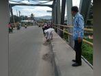 pembersihan-sedimen-pasir-di-jembatan-2-jl-i-d.jpg