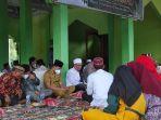 pemerintah-dan-warga-desa-bangga-kecamatan-dolo-selatan-kabupaten-sigi-sulawesi.jpg