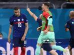 penyerang-prancis-kylian-mbappe-kiri-bereaksi-setelah-gagal-mengeksekusi-penalti.jpg