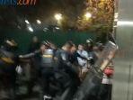 polisi-keroyok.jpg