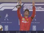 pose-pembalap-ferrari-charles-leclerc.jpg