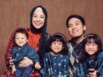 potret-keluarga-natasha-rizky-dan-desta-mahendra.jpg