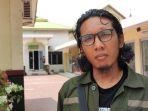 pria-gondrong-yang-ancam-patahkan-leher-bobby-nasution.jpg