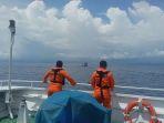 proses-evakuasi-lct-muara-indah-permai-yang-mengalami-kerusakan-di-perairan-banggai.jpg