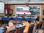rapat-kepala-daerah00.jpg