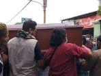 suasana-kedatangan-jenazah-su-kamis-1032022.jpg