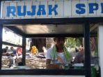 tukang-rujak-naik-haji.jpg
