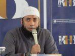 ustaz-khalid-basalamah.jpg