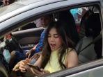 wanita-marahi-petugas-karena-tak-terima-diputarbalikan-di-po.jpg