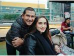 yasmine-wildblood-dan-suami.jpg