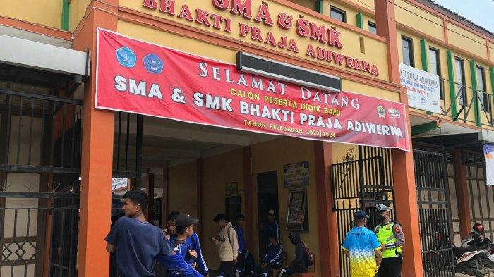 Anggota Satlantas Polres Tegal Patroli ke Sejumlah Sekolah Antisipasi Tawuran Antar Pelajar