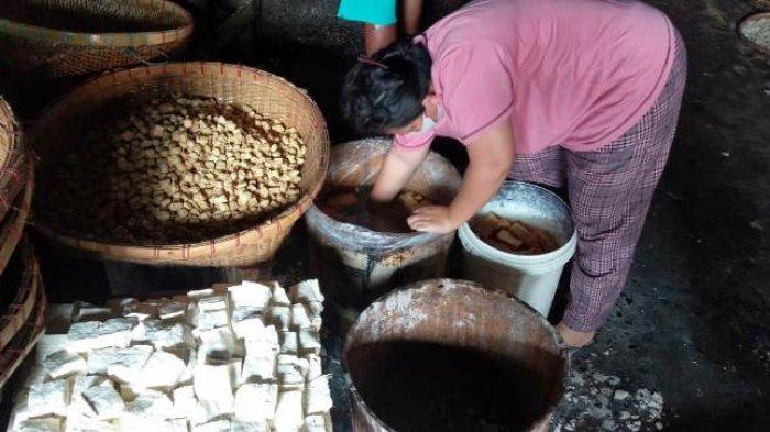 Harga Kedalai Meroket, Perajin Tahu Tempe Skala Kecil di Jateng Gulung Tikar