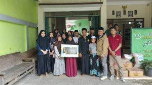 Cabang-Pegadaian-Syariah-Majapahit-Semarang-Serahkan-bantuan.jpg
