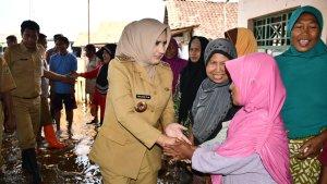 Fadia-tinjau-Desa-Jeruklegi.jpg