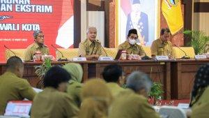 Ganjar-Pranowo-memimpin-Rakor-Penanganan-Kemiskinan-Ekstrem.jpg