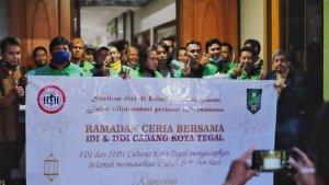 IDI-bukber-dengan-komunitas-Ojol.jpg
