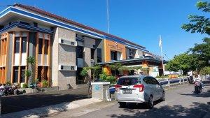 Kantor-Disdikbud-Karanganyar.jpg