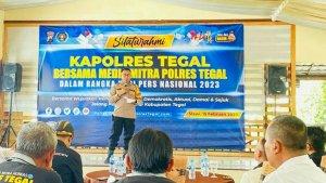 Kapolres-Tegal-silaturahmi-dengan-rekan-media.jpg