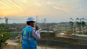PLN-menyiapkan-pasokan-listrik-yang-andal-dan-mengerahkan-ratusan-personel.jpg