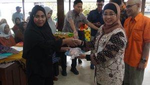 Pemkab-Batang-salurkan-bantuan-pangan.jpg
