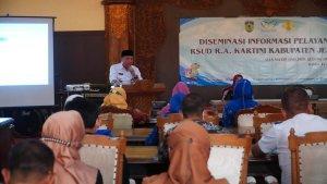 Pj-Bupati-Jepara-beri-arahan-pegawai-RSUD-RA-Kartini.jpg