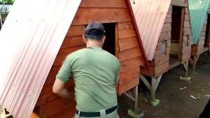 Satpol-PP-Kabupaten-Batang-menertibkan-tempat-temp.jpg