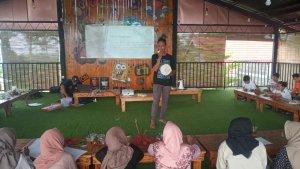 buruh-saat-mengikuti-pelatihan.jpg
