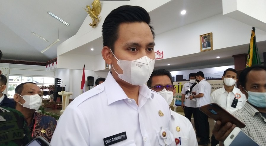 Bupati-Kendal-Dico-M-Ganinduto-111121.jpg