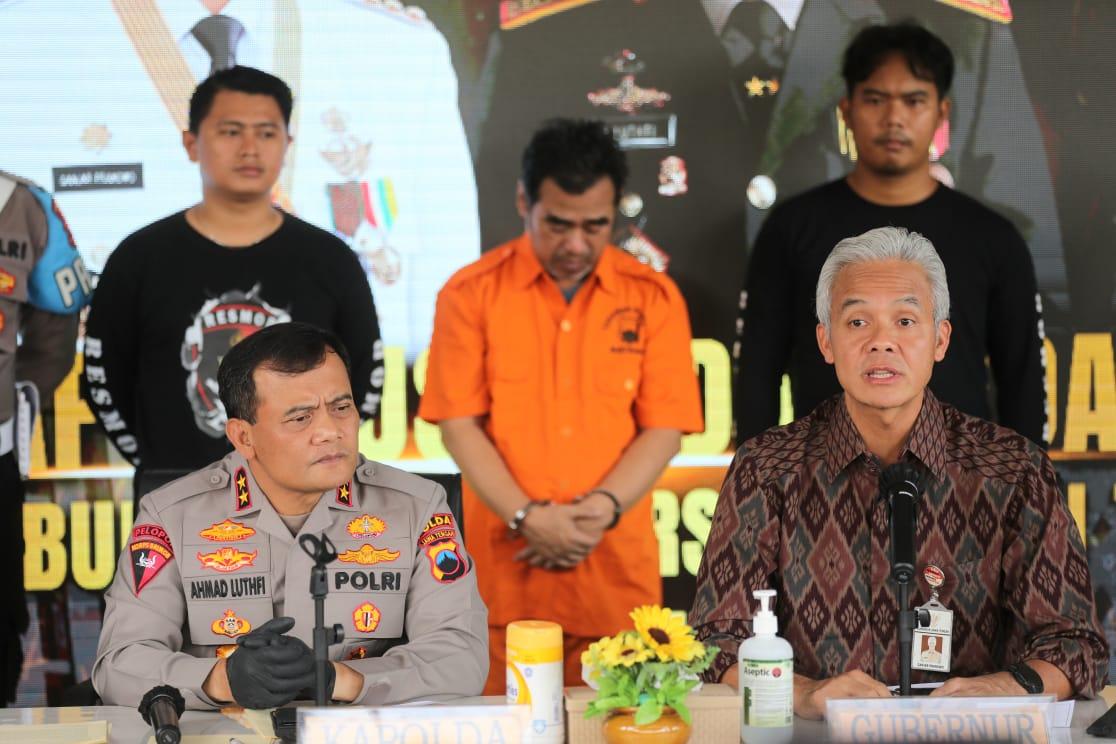 Ganjar-Pranowo-saat-jumpa-pers-kasus-pencabulan.jpg