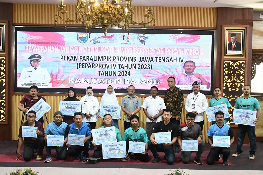 Pemkab Batang Berikan Tali Asih Atlet Disabilitas yang Berprestasi, Segini Nilainya