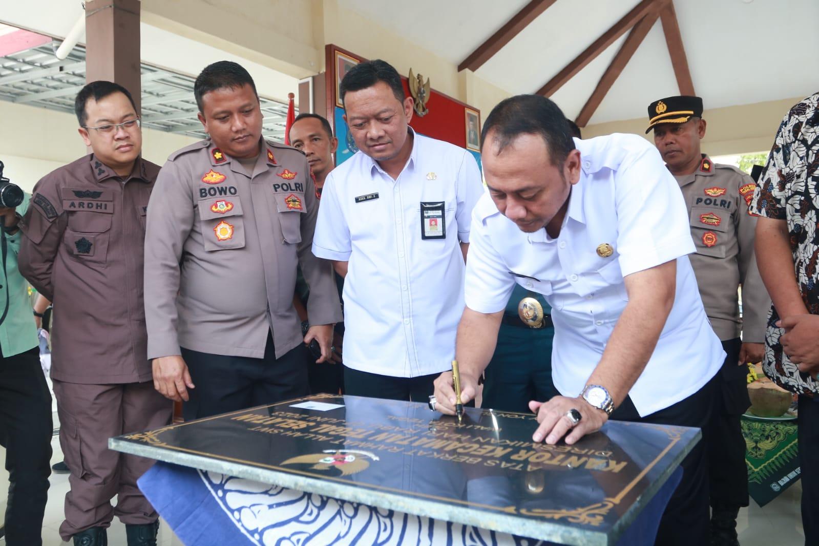 Dedy Yon Resmikan Kantor Baru Kecamatan Tegal Selatan, Ini Pesan Buat Camat