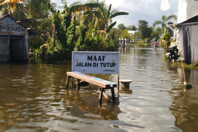 Banjir Setinggi 50 Centimeter Masih Rendam Puluhan Rumah di Payaman Kudus