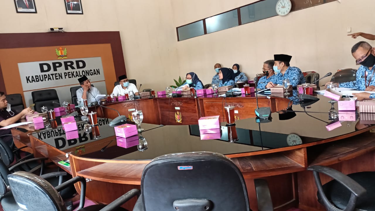 Bapemperda DPRD Kabupaten Pekalongan Raker dengan OPD Bahas Pembentukan Perda