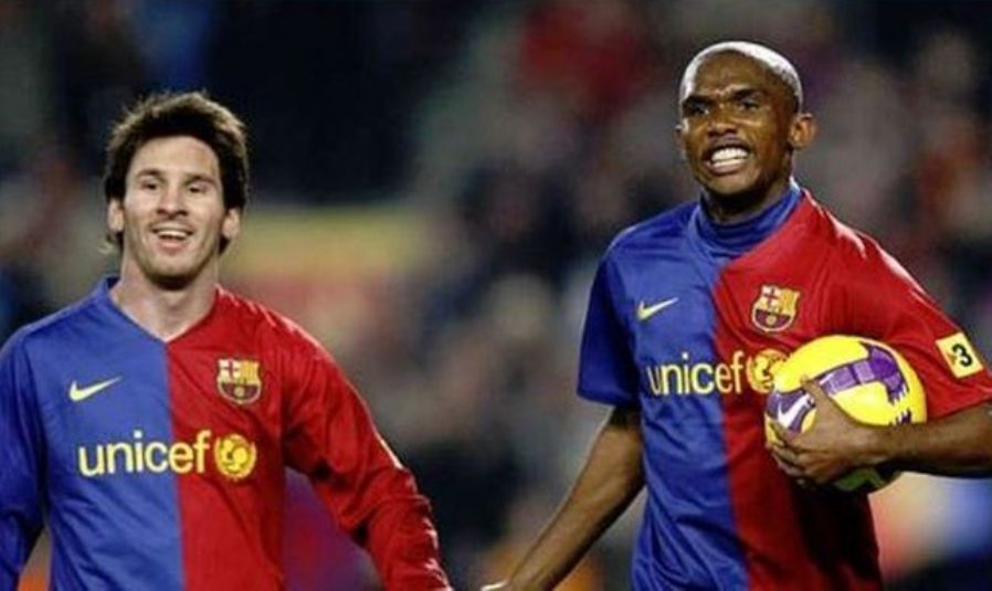 lionel-messi-dan-samuel-etoo-saat-kedunya-masih-sama-sama-membela-barcelona.jpg